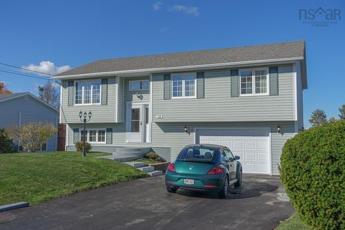18 Jordan St, New Minas, NS, B4N5G7 | Card Image