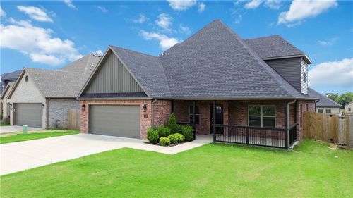 1951 Edgewood Rd, Bentonville, AR, 72713-8076 | Card Image