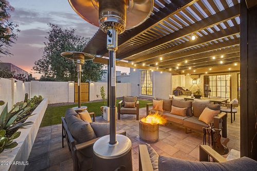 1843 E Vinedo Ln, Tempe, AZ, 85284-1789 | Card Image