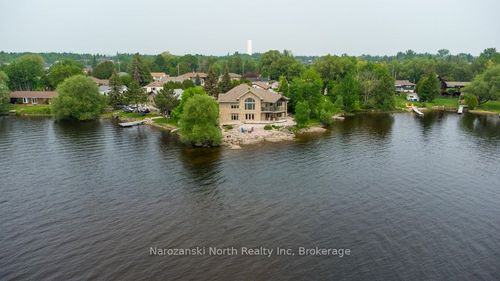 8 Telesphore St, Azilda, ON, P0M1B0 | Card Image