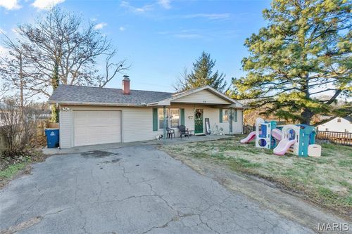 119 Western Ave, Scott City, MO, 63780-1324 | Card Image