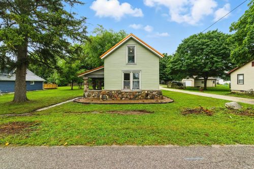 409 S Main St, Mulberry, IN, 46058-9791 | Card Image