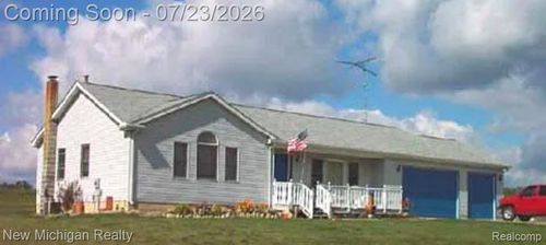 2695 Klam Rd, Lapeer, MI, 48446-9042 | Card Image