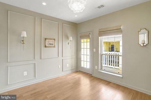 3318-4561 Strutfield Ln, ALEXANDRIA, VA, 22311-4981 | Card Image