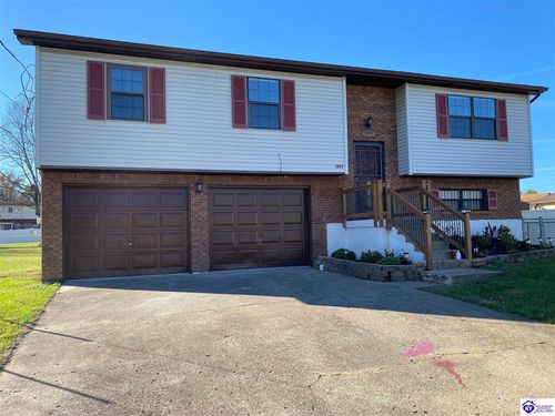 1393 Kingswood Way, Radcliff, KY, 40160-9573 | Card Image