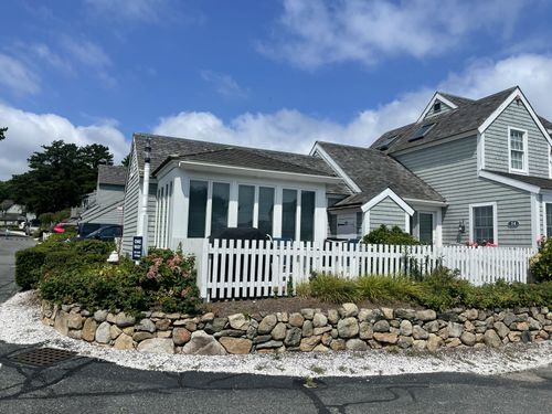 3 Hyannis Point Rd, Mashpee, MA, 02649-4767 | Card Image