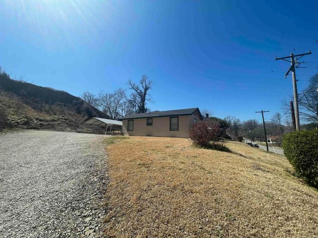 1005 Arkansas, House other with 3 bedrooms, 2 bathrooms and null parking in Helena AR | Image 4