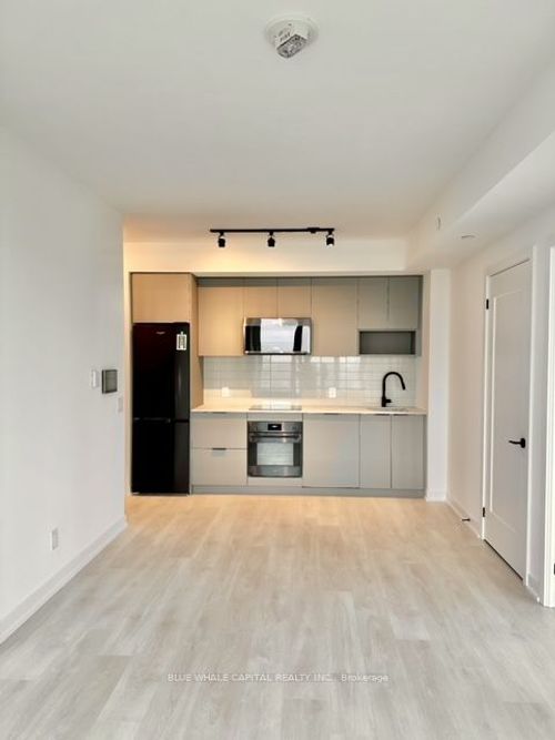 2412-5 Defries St, Toronto, ON, M5A0W7 | Card Image