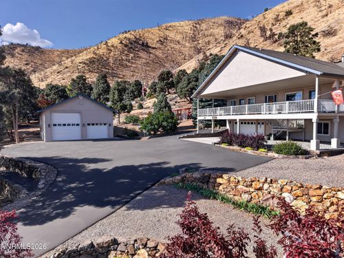 1530 Moss Cir, Gardnerville, NV, 89410-7010 | Card Image