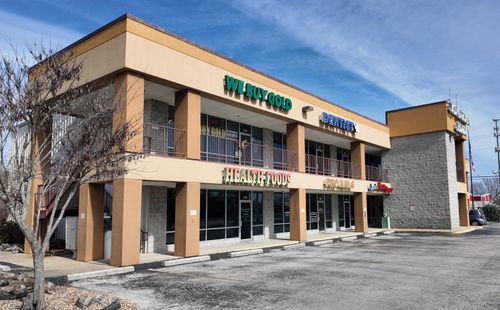 ste-202-827 W Main St, BRANSON, MO, 65616-2306 | Card Image