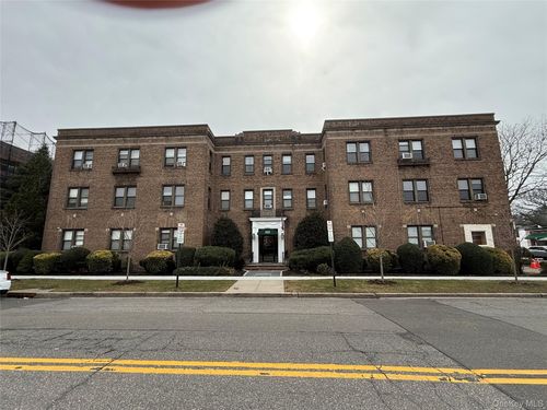 apt-2h-222 7th St, Garden City, NY, 11530-5702 | Card Image