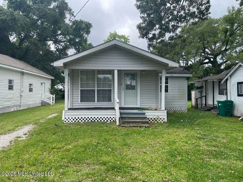 4036 W Pine St, Moss Point, MS, 39563-4173 | Card Image