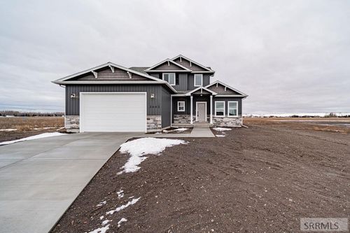 2602 Winter Dr, Rexburg, ID, 83440-5552 | Card Image