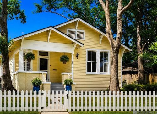 2015 Cherokee St, Baton Rouge, LA, 70806-6604 | Card Image