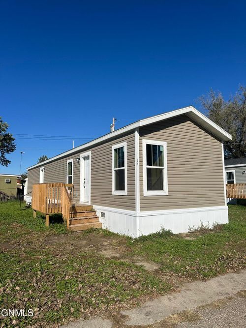 c5-703 6th Avenue Se, Mandan, ND, 58554 | Card Image