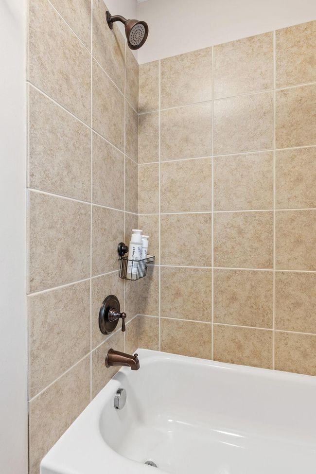 9256 Gateway Ln, House other with 5 bedrooms, 5 bathrooms and null parking in Eden Prairie MN | Image 44