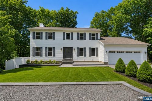 10 Tice Rd, Hewitt, NJ, 07421-3185 | Card Image