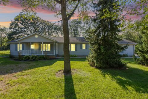 9176 N 200 E, Lake Village, IN, 46349-9389 | Card Image