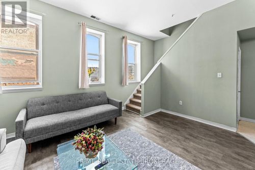 5-366 Richmond St, London, ON, N6A3C3 | Card Image