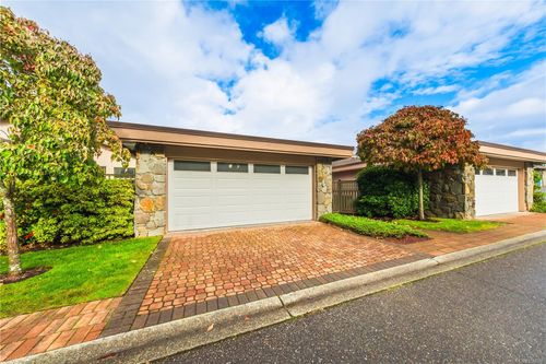 9-4991 Bella Vista Cres, Nanaimo, BC, V9V1M9 | Card Image