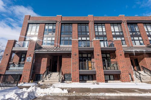 340-19 Bellcastle Gate, Stouffville, ON, L4A4T4 | Card Image