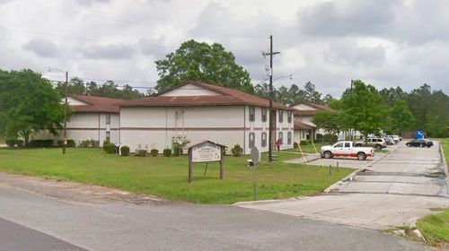 1601 W 4th St, DeQuincy, LA, 70633-4311 | Card Image