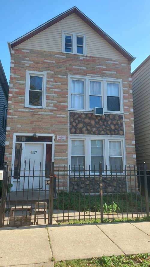 1f-4817 S Laflin St, Chicago, IL, 60609-4214 | Card Image