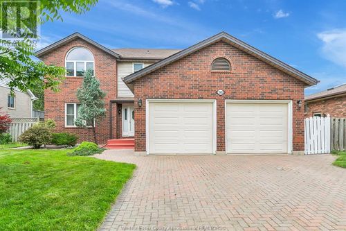 2862 Mangin Cres, Windsor, ON, N9E4K9 | Card Image