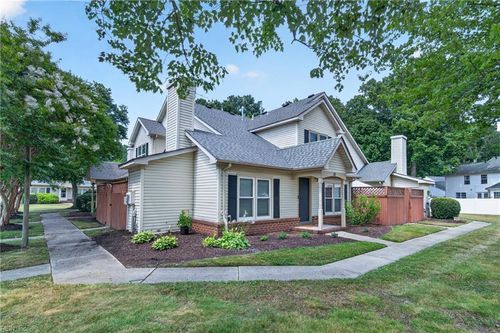 30 Hollis Wood Dr, Hampton, VA, 23666-5648 | Card Image