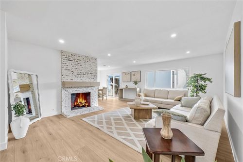 2438 E Garfield Ave, Orange, CA, 92867-5222 | Card Image