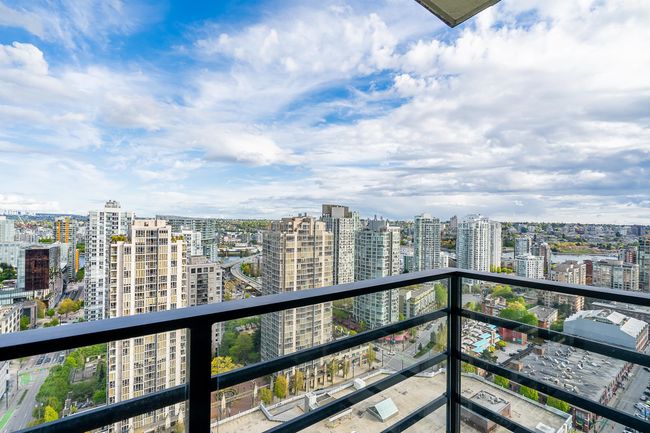 2903 - 909 Mainland Street, Condo with 2 bedrooms, 2 bathrooms and 1 parking in Vancouver BC | Image 16
