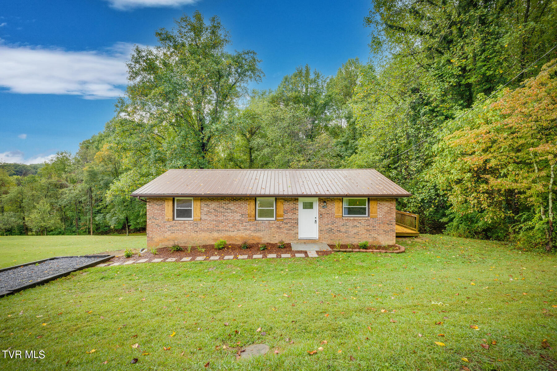 Spring Valley Cir, Gate City, VA 24251