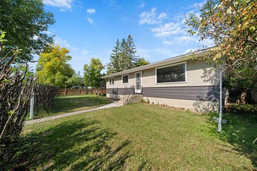 78 Mcrae Street, Okotoks, AB, T1S1J6 | Card Image