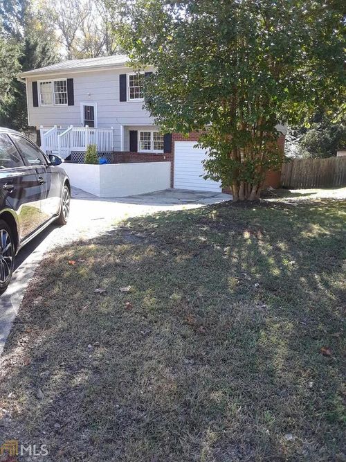 10527 Thrasher Rd, Jonesboro, GA, 30238-6664 | Card Image