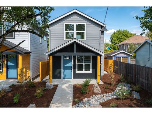 c-5721 N Willis Blvd, Portland, OR, 97203-6097 | Card Image