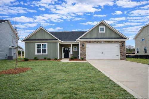 1716 Man O War Dr, Hope Mills, NC, 28348-4605 | Card Image