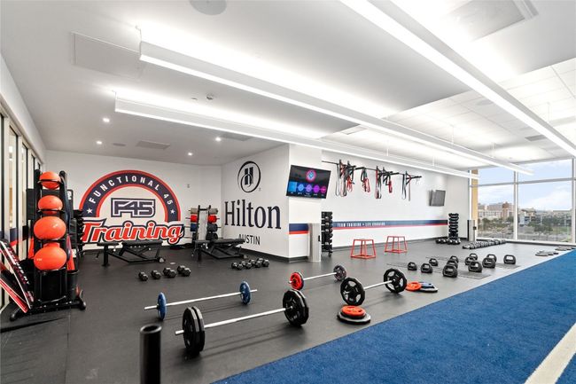 A state-of-the-art fitness center | Image 31