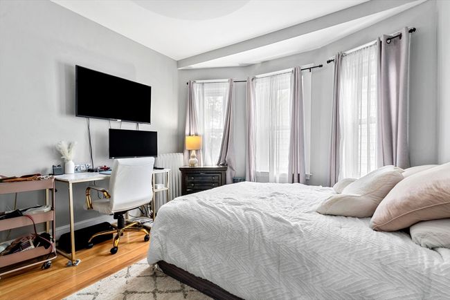 26 Enfield Rd, Home with 5 bedrooms, 2 bathrooms and 4 parking in Winthrop MA | Image 27