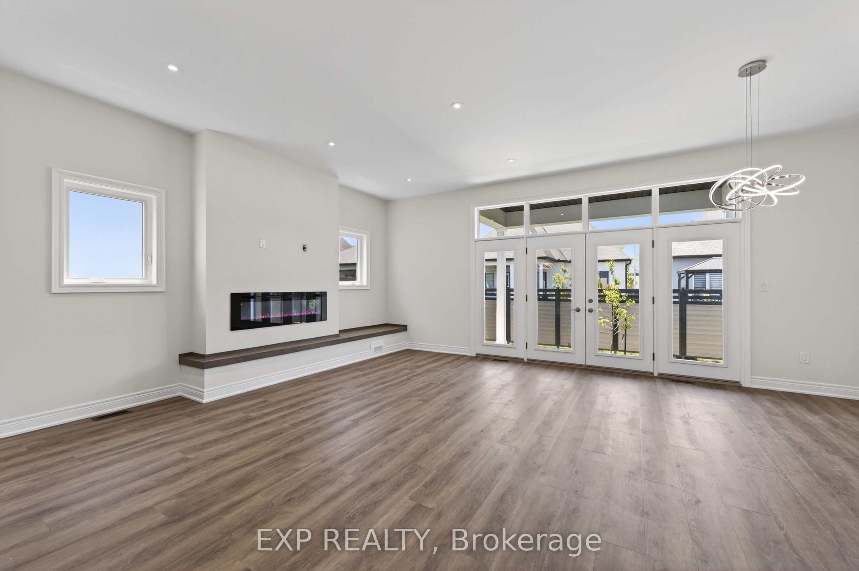 Residential in Fort Erie 5