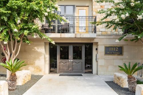 207-1812 West Ave, Austin, TX, 78701-1025 | Card Image