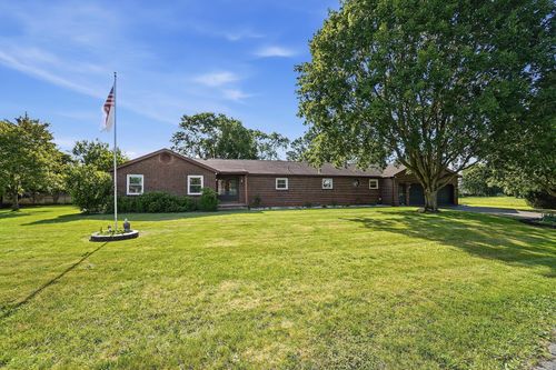 330 Northview Dr, London, OH, 43140-9219 | Card Image