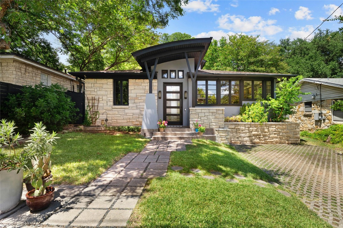 3rd St, Austin, TX 78704