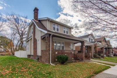 12226 Wilfred Street, Home with 2 bedrooms, 1 bathrooms and null parking in Detroit MI | Image 2