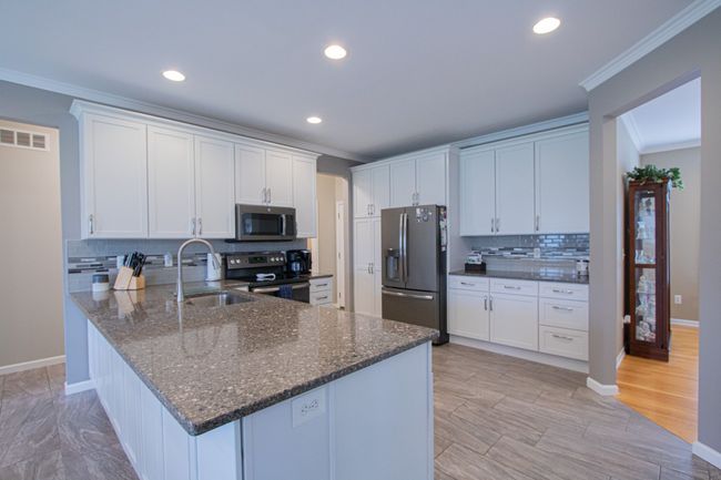 49662 Shelby Creek Dr, House other with 4 bedrooms, 3 bathrooms and null parking in Shelby Township MI | Image 13