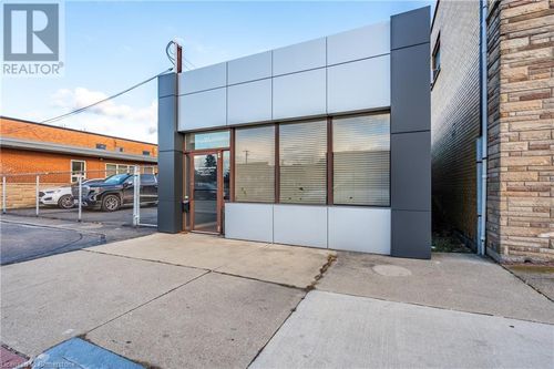 188 Parkdale Ave N, Hamilton, ON, L8H5X2 | Card Image