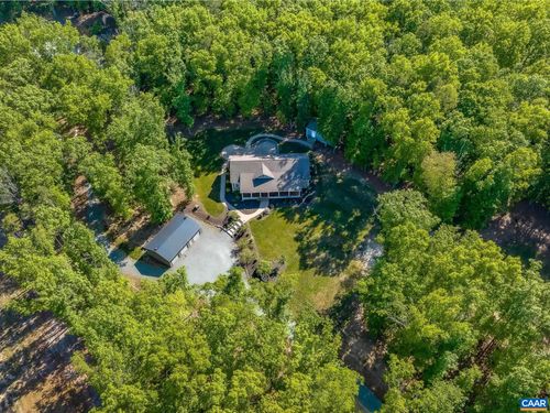 2016 Deep Creek Rd, PALMYRA, VA, 22963-4616 | Card Image
