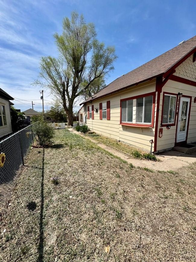 309 Vigil Ave, House other with 2 bedrooms, 1 bathrooms and 2 parking in Las Animas CO | Image 5
