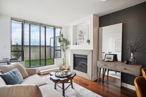 505-3228 Tupper St, Vancouver, BC, V5Z4S7 | Card Image