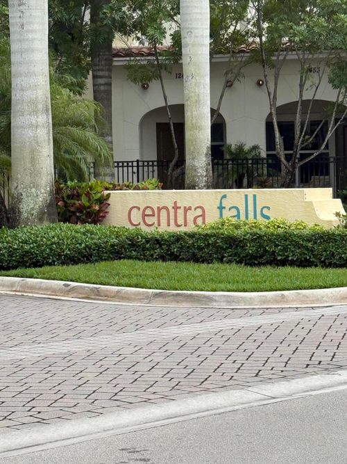 12444 Nw 18th Ct, Pembroke Pines, FL, 33028-2629 | Card Image