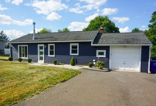 28 Evergreen Rd, Cromwell, CT, 06416-1653 | Card Image